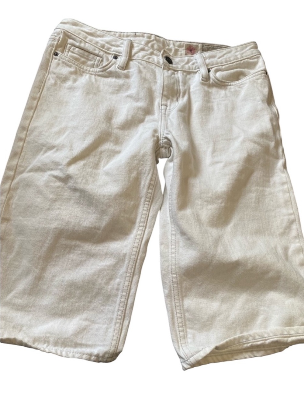 All Saints baggy white denim Dad Bermuda shorts size 30